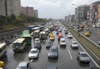 Trafiğe kaydı yapılan araç sayısı yüzde 22 geriledi