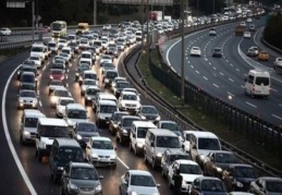 Trafiğe kaydı yapılan taşıt sayısı yüzde 40,9 azaldı