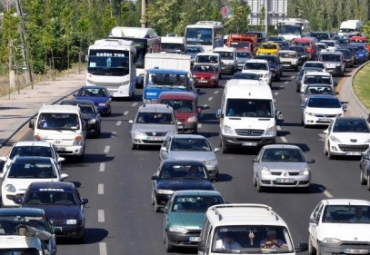 Trafiğe kayıtlı araç sayısı 20 milyon 350 bin 893 oldu