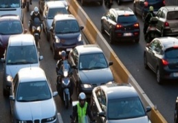 Trafiğe kayıtlı araç sayısı 22 milyon 325 bin 33 oldu