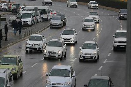 Trafiğe kayıtlı araç sayısı arttı
