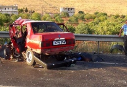 Trafik canavarı aman dinlemedi, 4 can aldı