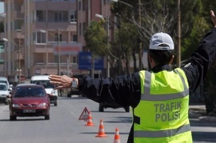 Trafik denetimleri sürüyor