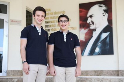 &#8220;Trafik Kazalarını Önleyen  Yeni Nesil &#8216;U&#8217; Dönüşü Sinyali&#8221;