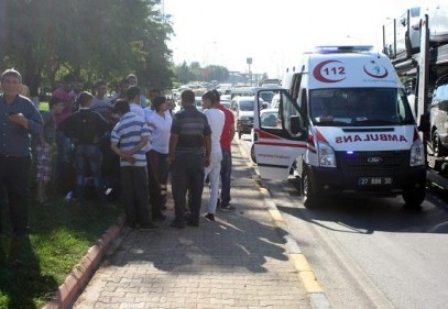 Trafik kazasında 2 kişi hafif yaralandı 