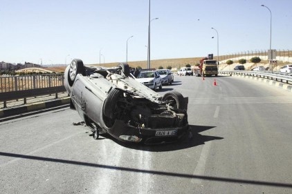 Trafik kazasında 3 kişi yaralandı