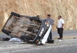 Trafik kazasında 3 kişi yaralandı