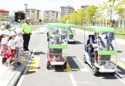 “Trafik kurallarının hayati önem taşıdığını biliyoruz”