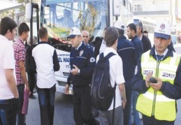 Trafik polisleri kendilerini de denetleyecek