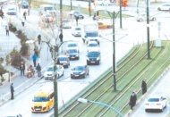 Trafik sorununa acilen bir çözüm getirilmeli