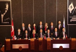 Trafik terörü ülkenin en önemli sorunlarının başında geliyor