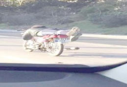 Trafikte çılgın akrobasi 