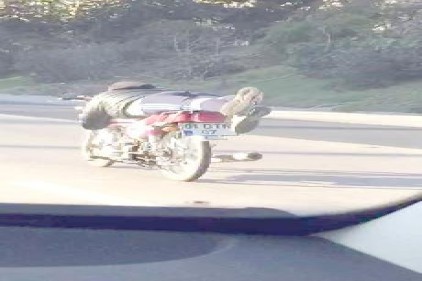Trafikte çılgın akrobasi 