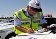 Trafikte hız yapan iki kere düşünecek