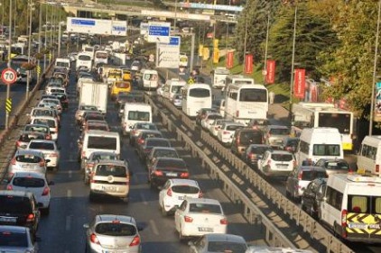 Trafikteki kadın sürücü sayısı 6 milyon 796 bin 461
