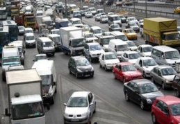 Trafikteki taşıt sayısı 64 bin 490 adet arttı 