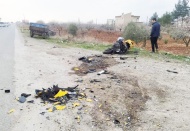 Traktörle çarpışan motosiklet sürücüsü öldü