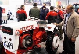 Traktörlerimizi yüzde 100 yerli sermayeyle üretiyoruz