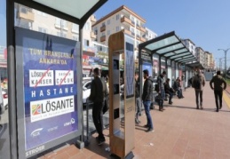 Tramvay duraklarına Solar Şarj İstasyonu yerleştirildi