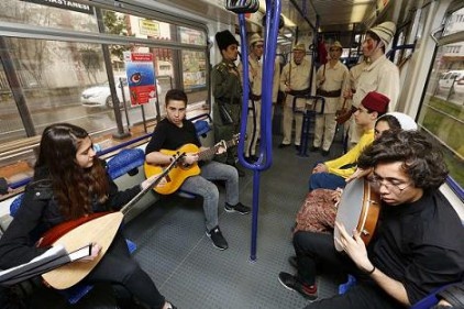 Tramvayda 18 Mart Çanakkale Zaferi&#039;nin 103. Yılı etkinliği