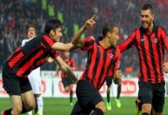 Traore, Cenk Tosun ve Mustafa Durak’ın toplam faul sayısı 172