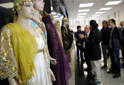Troya’nın önce kostümleri geldi