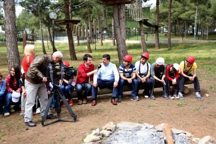 TRT, Şehitkamil Dülük Tabiat Parkı ve İzci kampında çekim yaptı