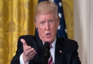 Trump, ABD'ye seyahat yasağını genişletti