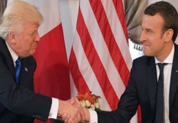 Trump, Macron'u üst düzeyde ağırlıyor