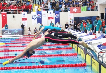 TSSF, yeni sezona paletli yüzme yarışları ile başladı