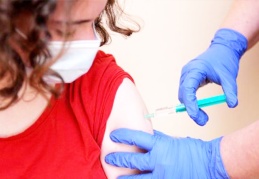 TTB: 12 yaş ve üzeri kişiler, aşı takvimine alınmalı