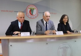 TTB: "Sağlıktaki finansal sorumluluklar halkın üzerine yüklendi"