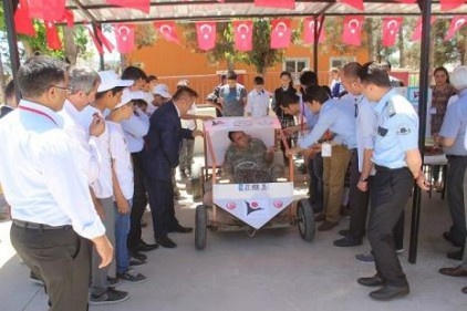Tübitak 4006 Bilim Şenliği sergisi açıldı