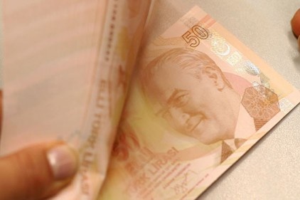 TÜFE ise 2015 yılı Nisan ayında bir önceki aya göre yüzde 1.63 arttı