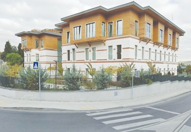 "TÜGVA, İBB arazisini işgal edip, 1000 metrekarelik alanı otopark olarak kullanıyor" iddiası