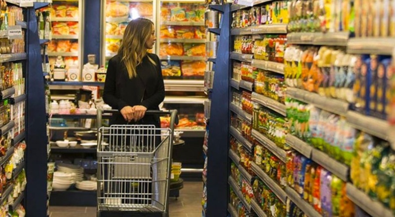 Tüketici istediğini değil ucuz olanı alıyor