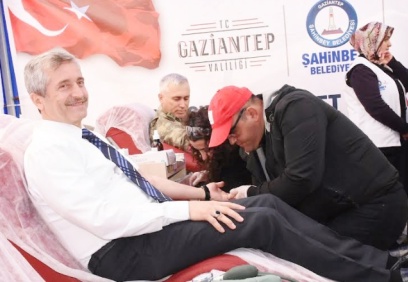 Tüm bağışçılara spor ayakkabısı hediye edilecek