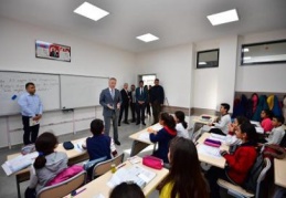 Tüm çocukların en iyi şekilde eğitim almaları için çalışıyoruz