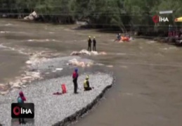 Tunceli'de Dünya Rafting Şampiyonası heyecanı devam ediyor