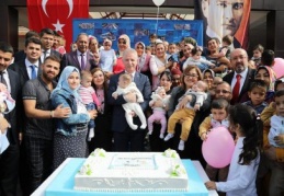 Tüp bebek merkezi 1 yaşında 