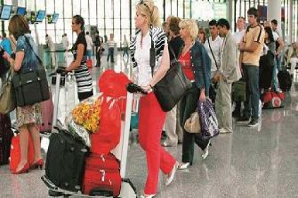 Turist sayısı yüzde 32 azaldı