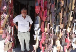 Turistler ilgi gösteriyor