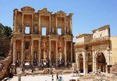 Turizm geliri yılın üçüncü çeyreğinde yüzde 37,6 arttı