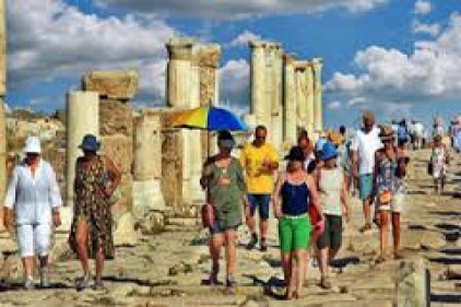 Turizm gelirleri 2016 Ocak-Mart döneminde yüzde 16,5 azaldı