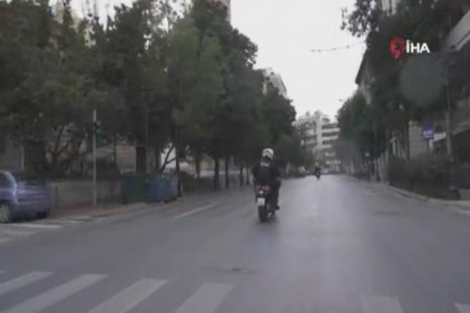 Turizm ülkesi Yunanistan&#039;da sokaklar sessiz