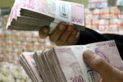 Türk ekonomisİ ucuz petrol sayesinde kısmen toparlandı