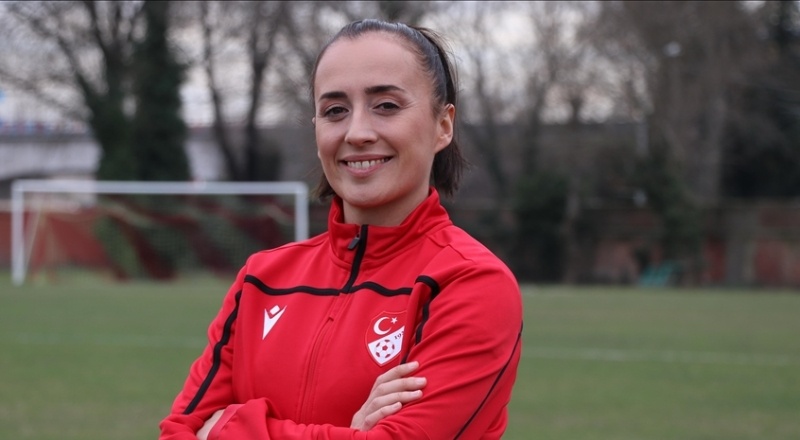 Türk futbolunda hedef 2023'te Süper Lig'de kadın hakem