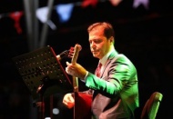 Türk Halk Müziği sanatçısı Orhan Hakalmaz konser verdi