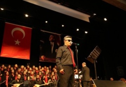 “Türk Halk Müziği Topluluğu Kurtuluş Destanı Konseri” düzenlendi