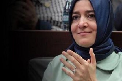 Türk kadını adam gibi ölmesini çok iyi bilir 